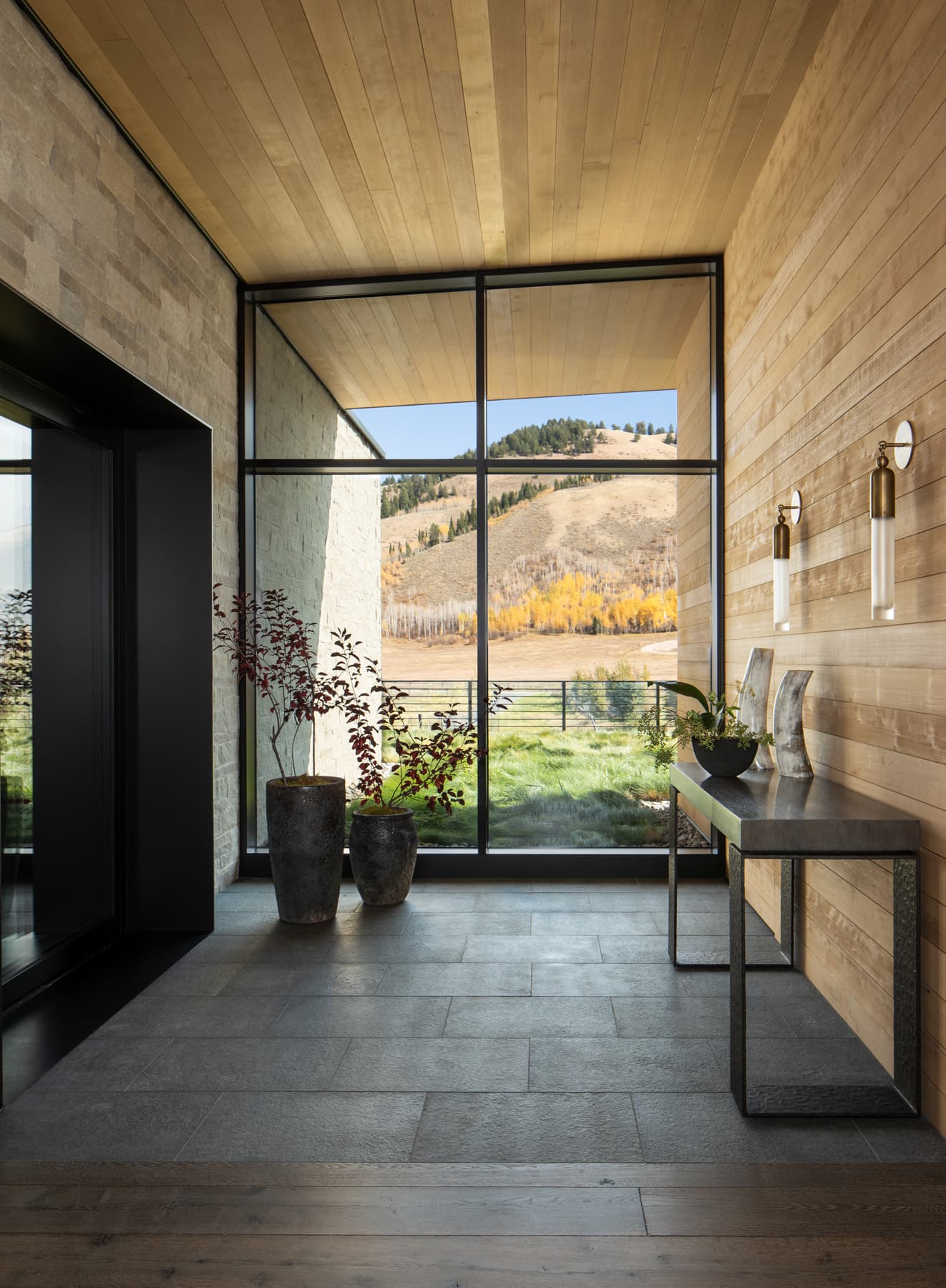 Nida Risto Interior Design in Jackson Hole designed a rustic elegance in the River Bend Project in Snake River Sporting Club in Jackson Wyoming.