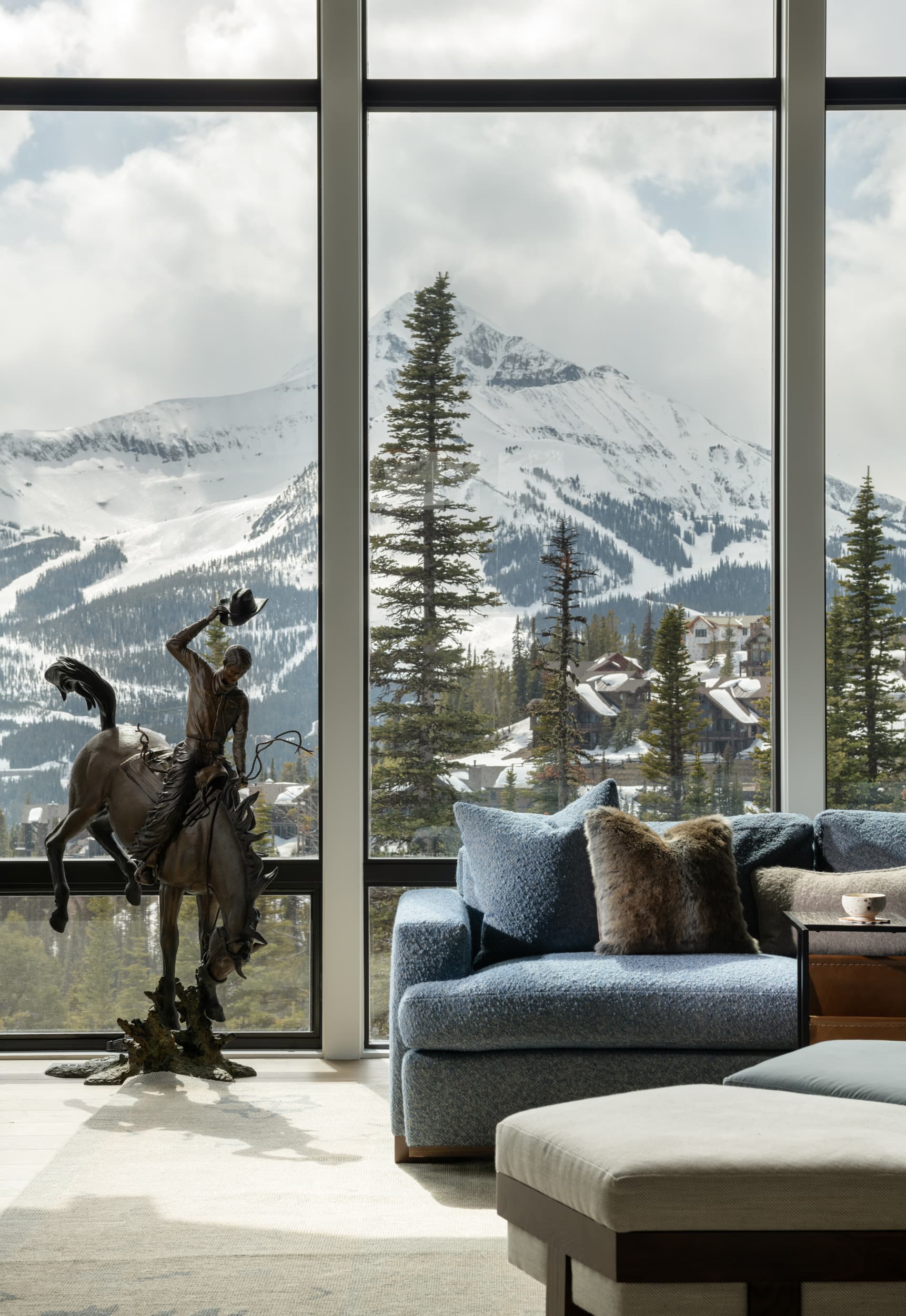 Nida Risto Interior Design in Jackson Hole designed a rustic elegance, sophisticated western art and design in the Cowgirl Dream Project in Summit County, Park City Utah.